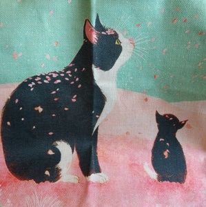 Reusable tote canvas bag.